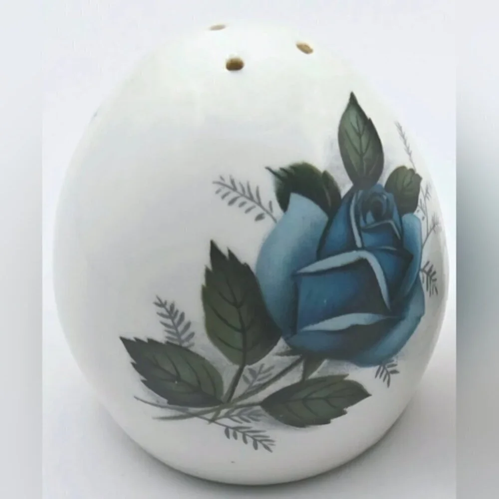 Vintage Sanford Fine Bone China Blue Rose Flowers Salt & Pepper Shakers